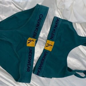Green calvin klien set